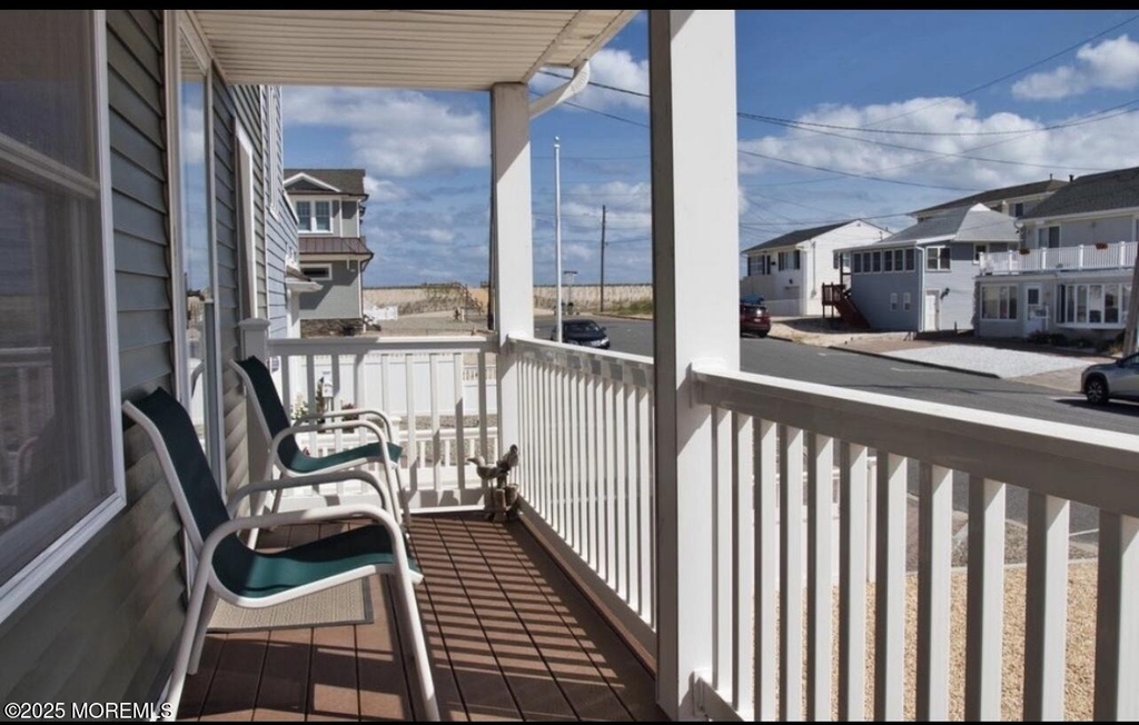 7 Princeton Avenue - Photo 1