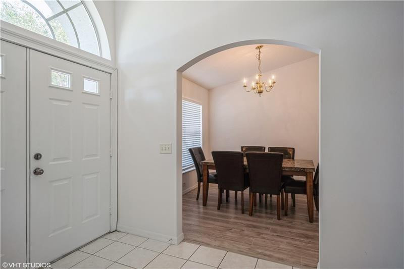 1625 Sw Abingdon Avenue - Photo 3