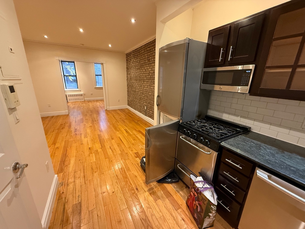 323 East 78th Street - Photo 0