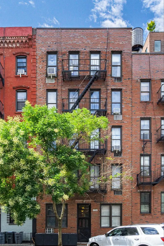 238 West 20th Street - Photo 7