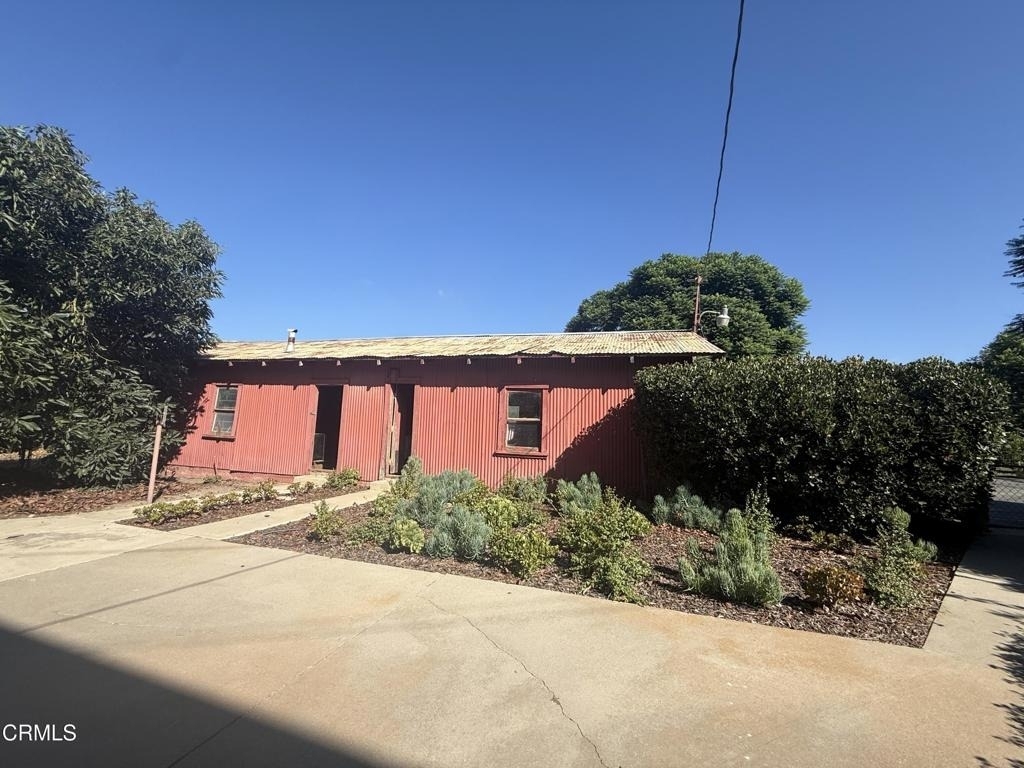 4645 Walnut Avenue - Photo 10