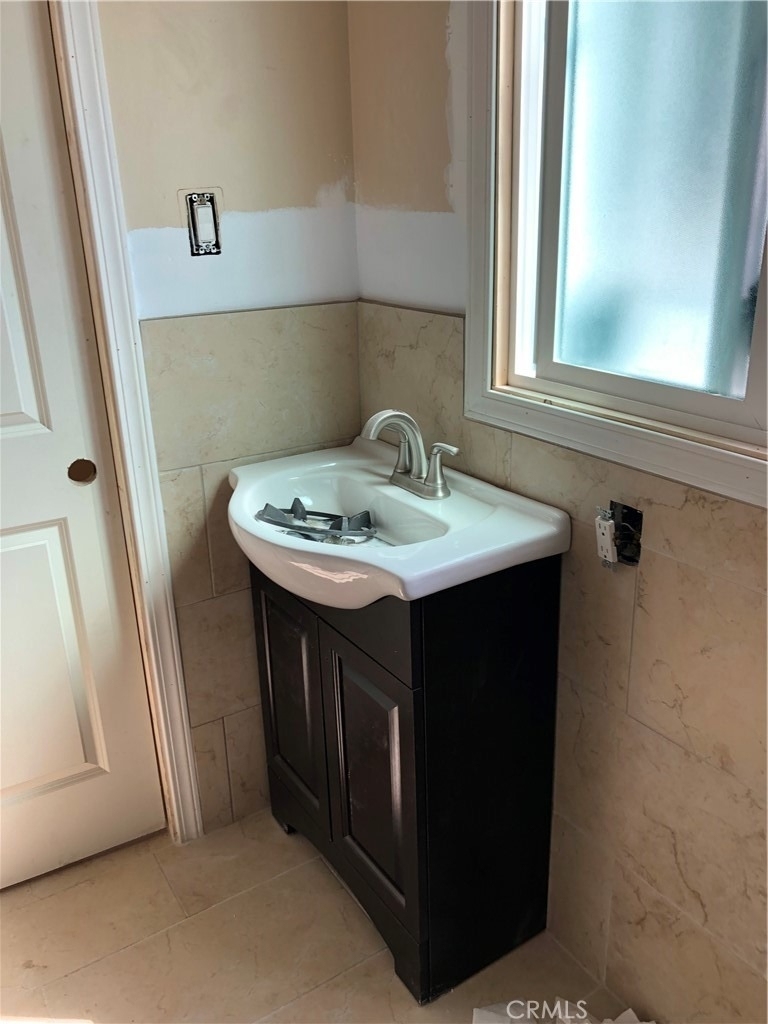 144 W 94th Street - Photo 11