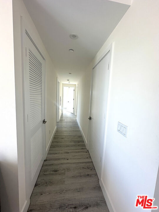 1249 S Holt Avenue - Photo 17