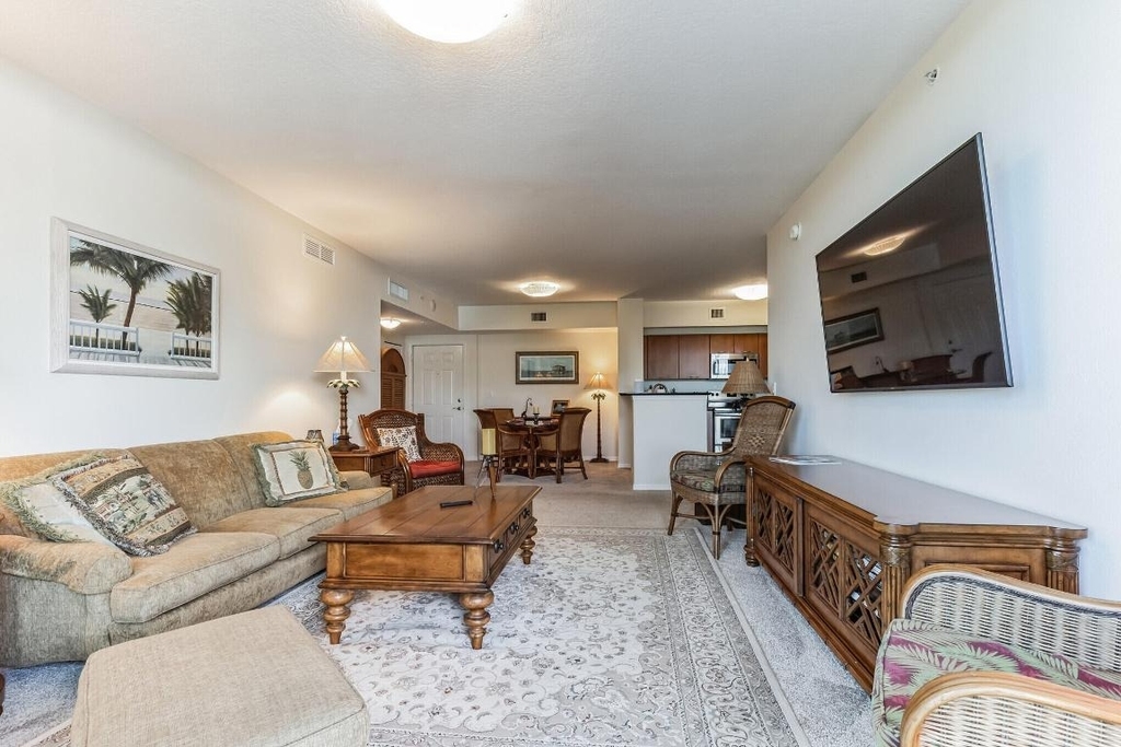 700 E Boynton Beach Boulevard - Photo 11