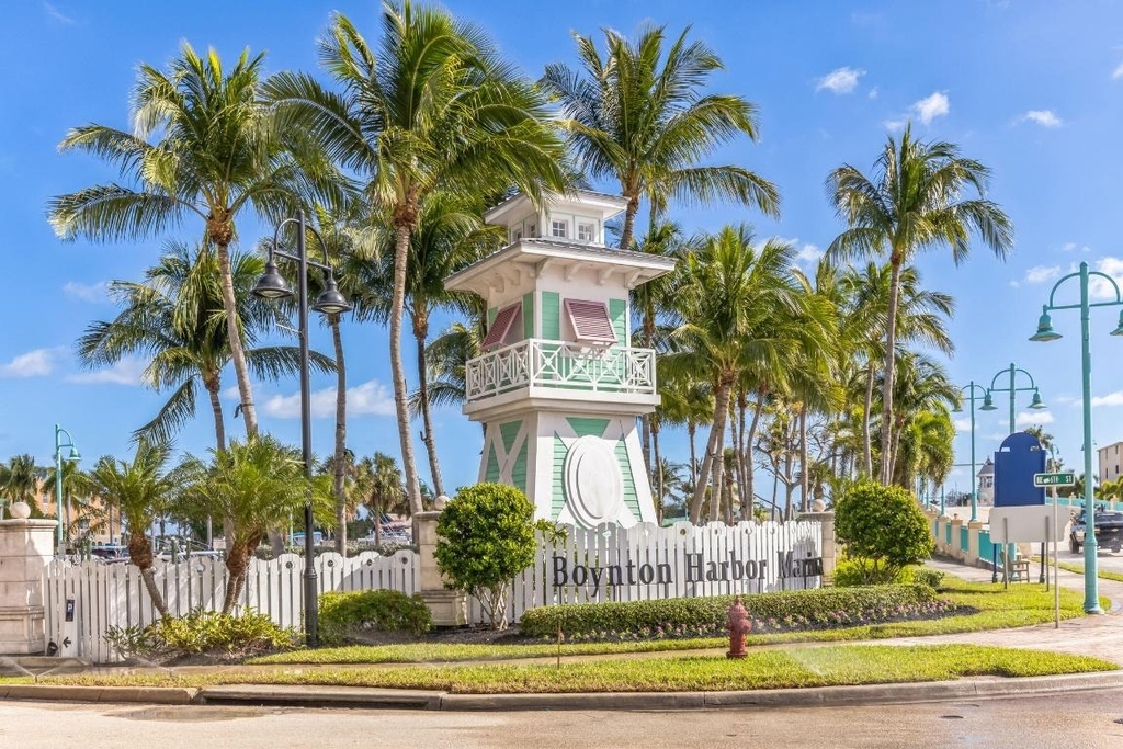 700 E Boynton Beach Boulevard - Photo 26