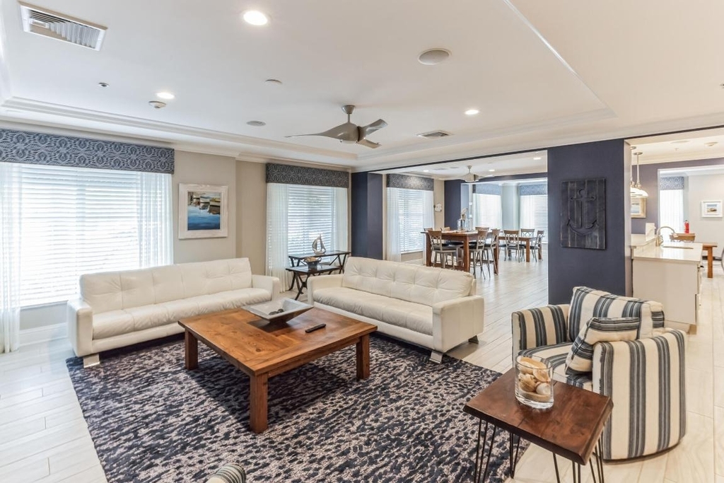 700 E Boynton Beach Boulevard - Photo 15