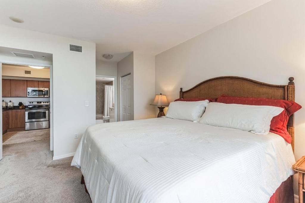 700 E Boynton Beach Boulevard - Photo 8