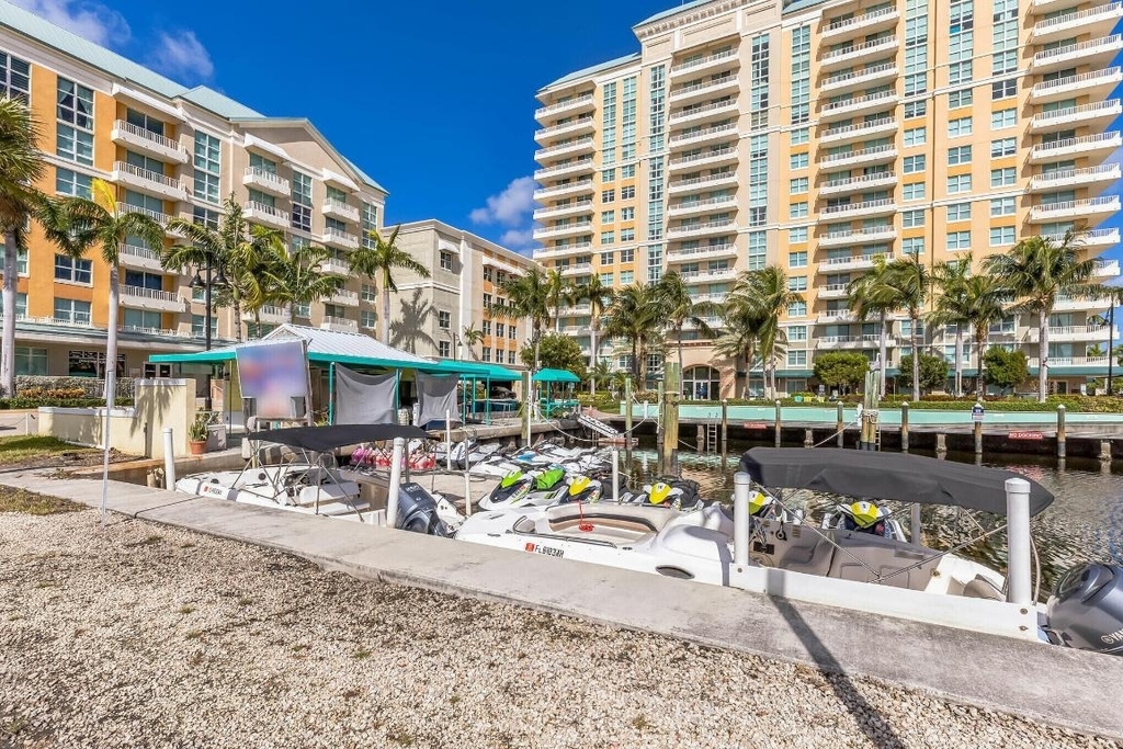 700 E Boynton Beach Boulevard - Photo 25