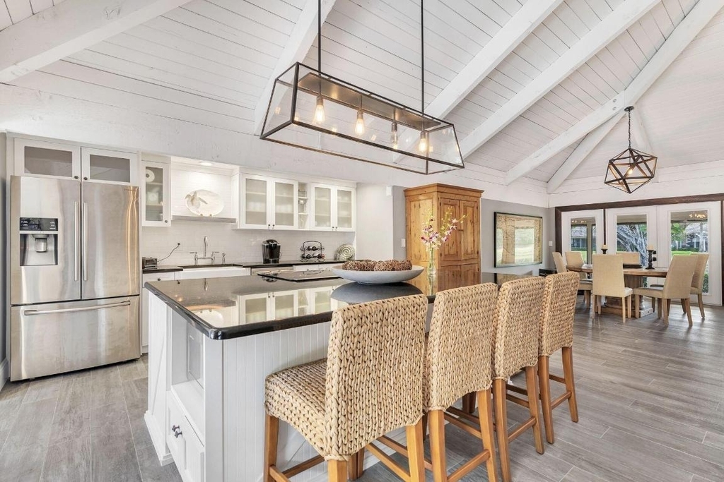 2107 Wightman Drive - Photo 4