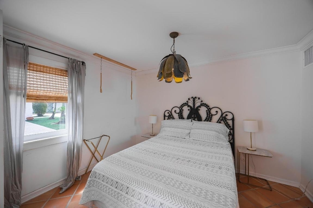 717 Forest Hill Boulevard - Photo 20