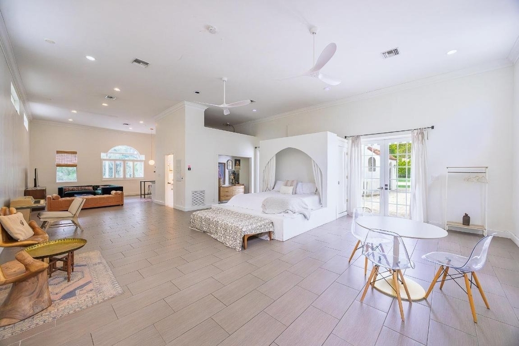 717 Forest Hill Boulevard - Photo 5