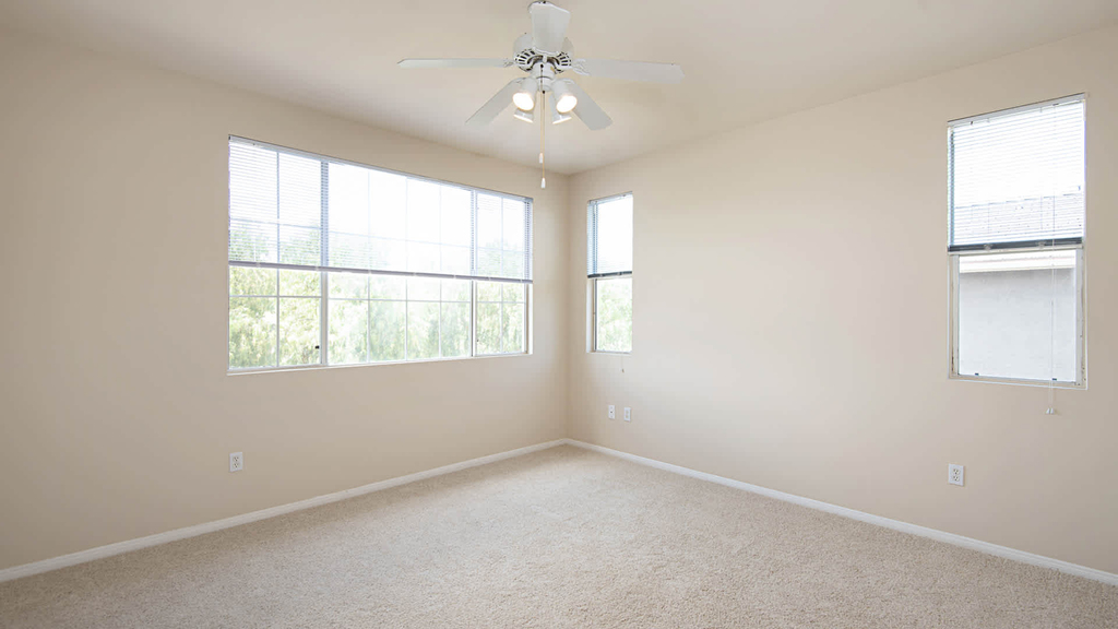 24905 Magic Mountain Parkway - Photo 61