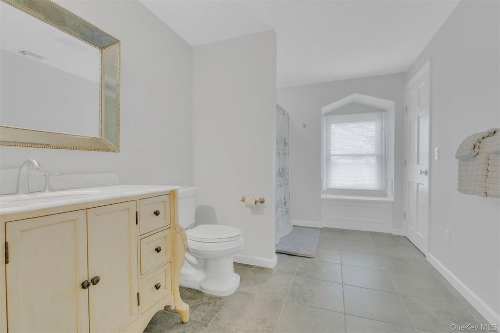 345 Colonial Road - Photo 24