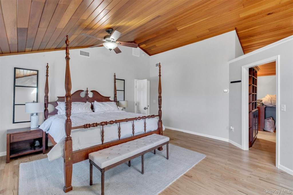 345 Colonial Road - Photo 17