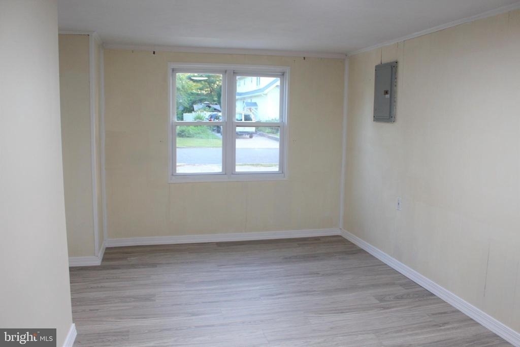 413 Dickinson Road - Photo 13