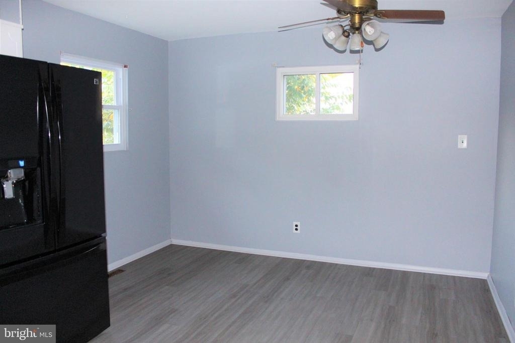 413 Dickinson Road - Photo 6