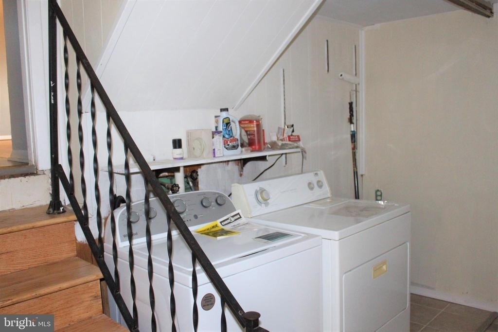 413 Dickinson Road - Photo 14