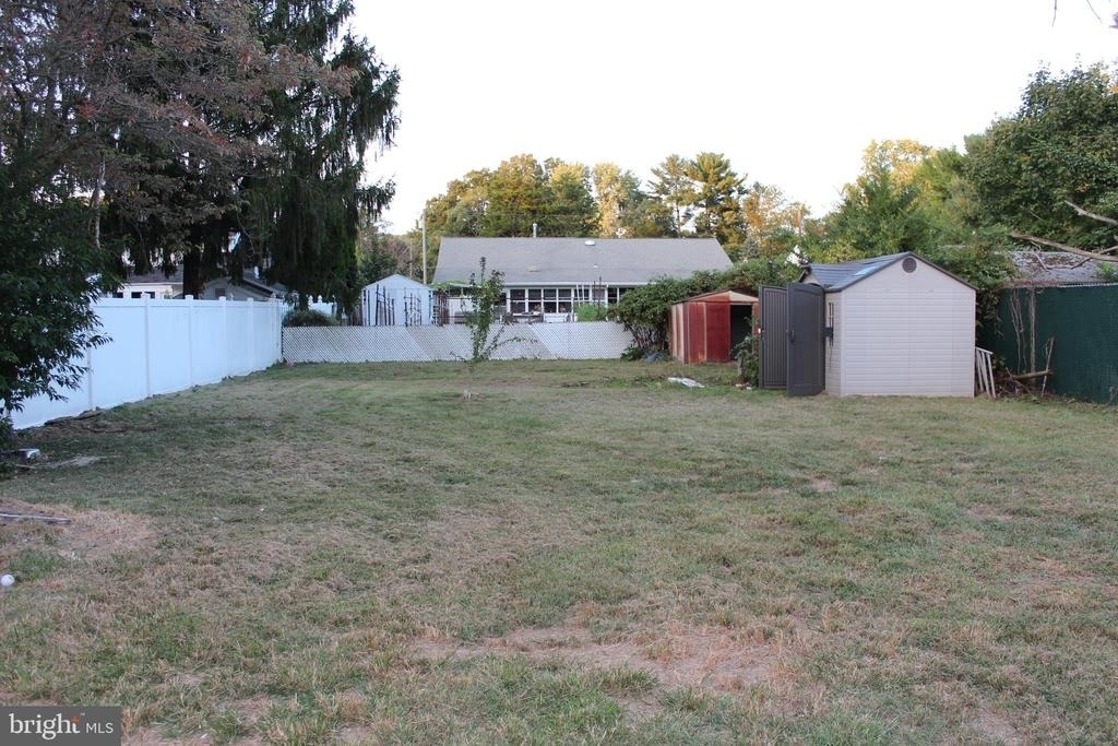 413 Dickinson Road - Photo 3