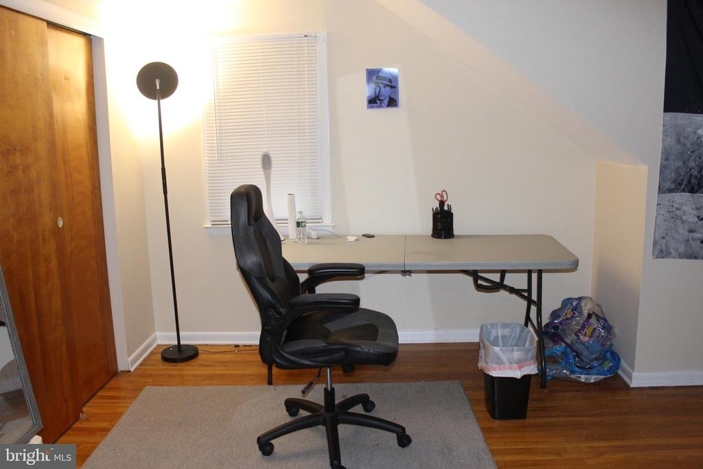 107 Laurel Avenue - Photo 7