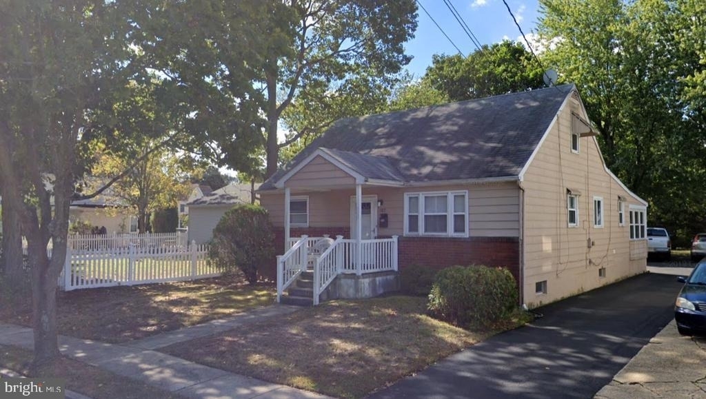 107 Laurel Avenue - Photo 1