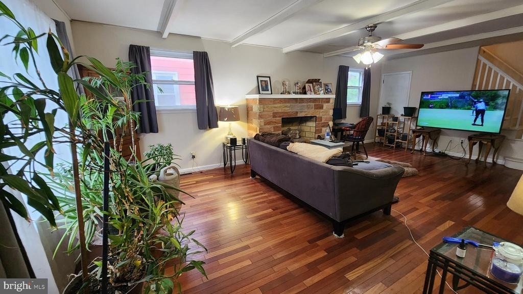 407 W High Street - Photo 1