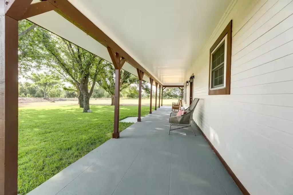 1616 County Road 463 - Photo 4