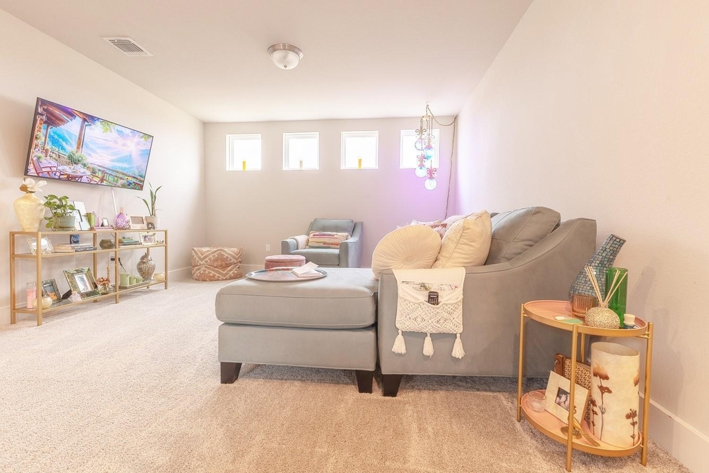 7401 Grand Linden Way - Photo 2
