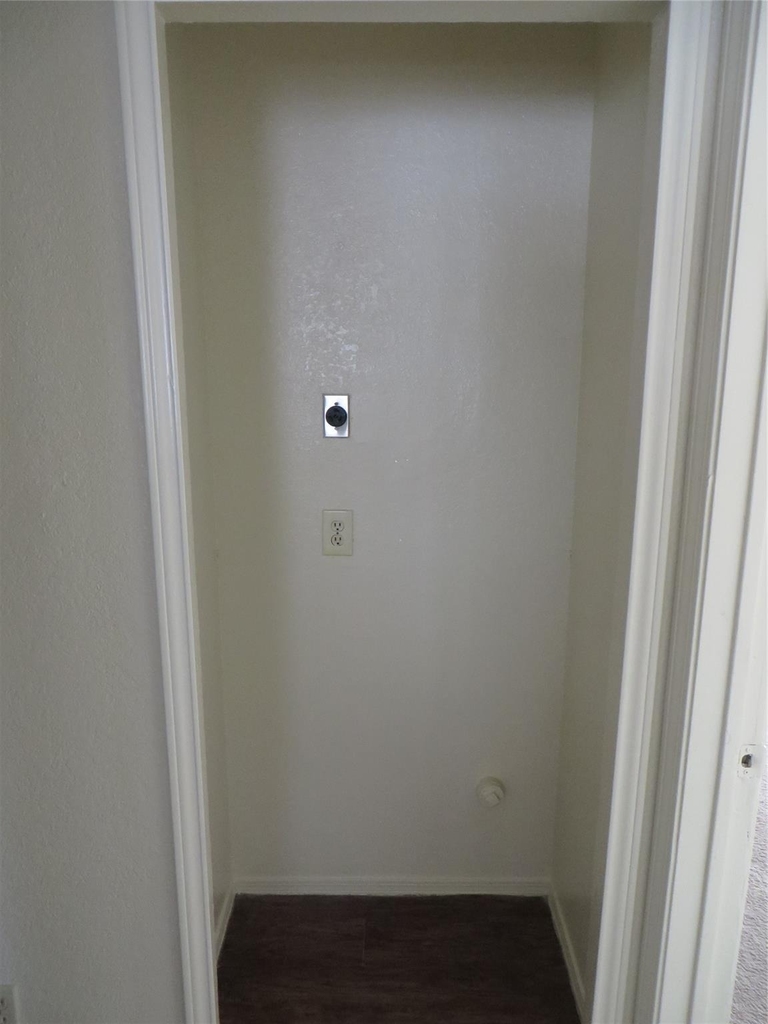 2217 Katy Ln - Photo 14