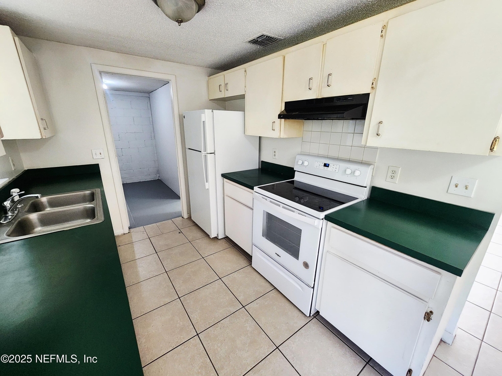 7127 Prellie Street - Photo 6