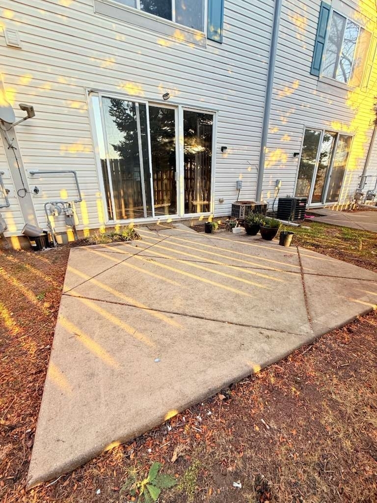 705 Blossom Court - Photo 10