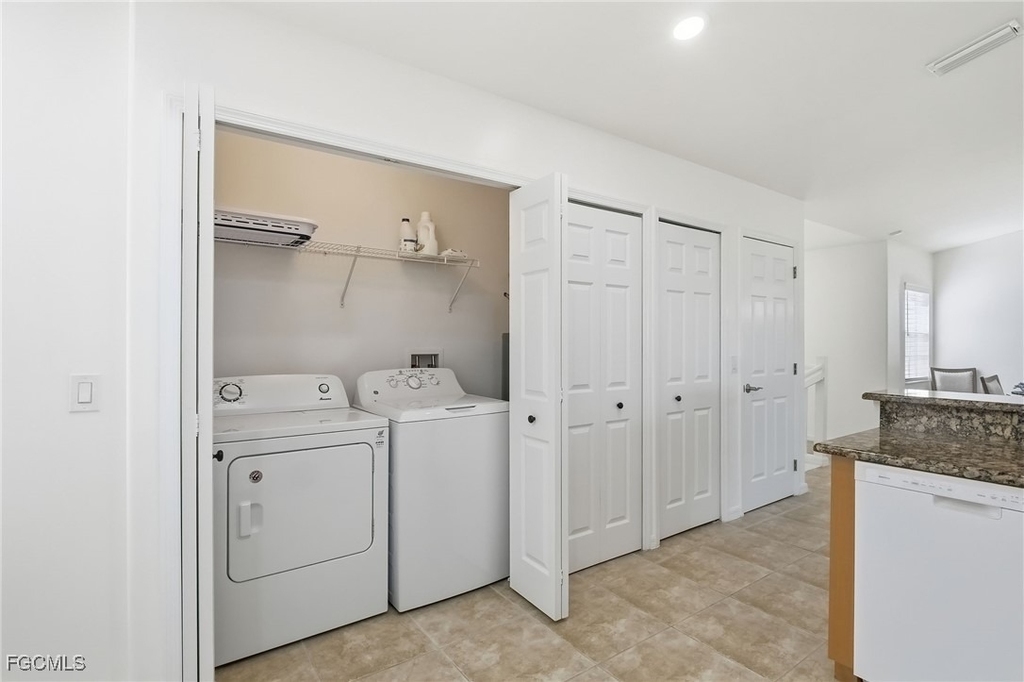 11029 Mill Creek Way - Photo 7