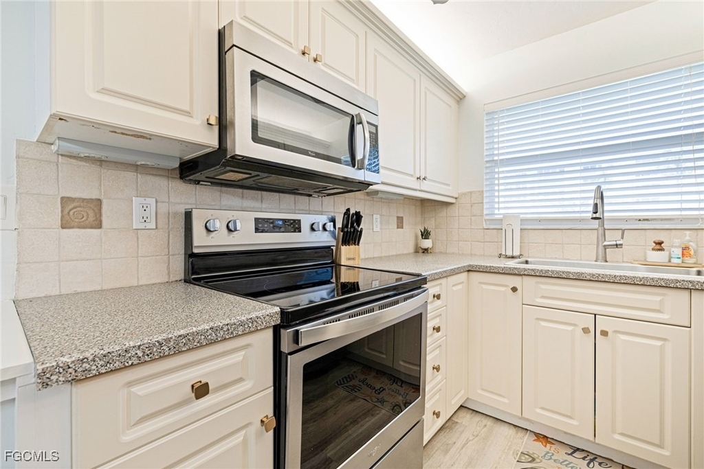 25740 Hickory Boulevard - Photo 7
