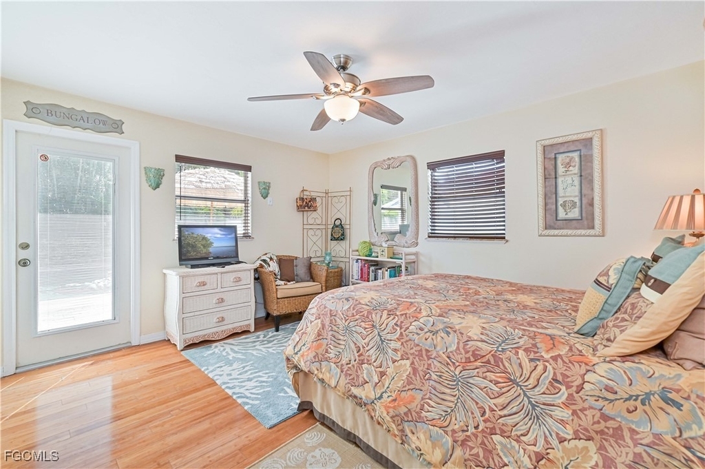 572 105th Avenue N - Photo 18