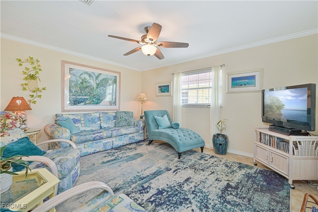 572 105th Avenue N - Photo 11