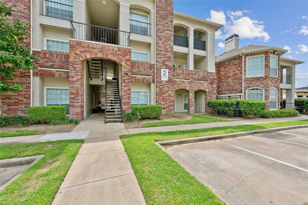 10990 West Road - Photo 9