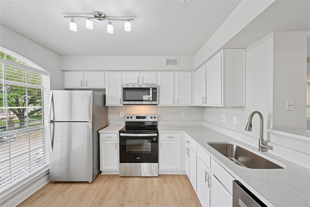 10990 West Road - Photo 13