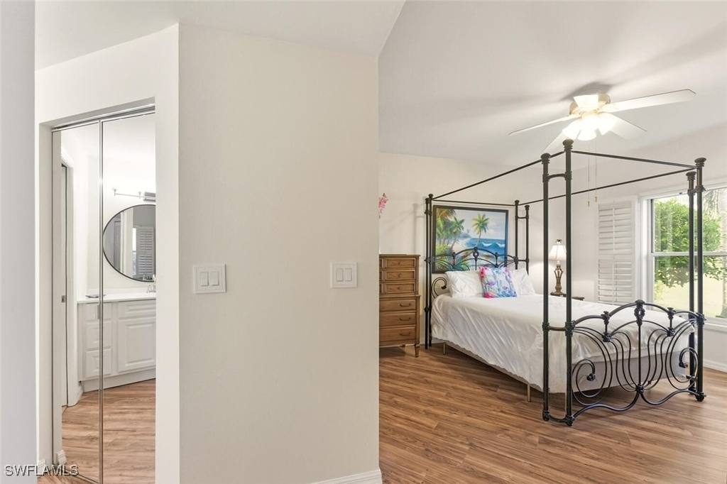 636 Windsor Square - Photo 9