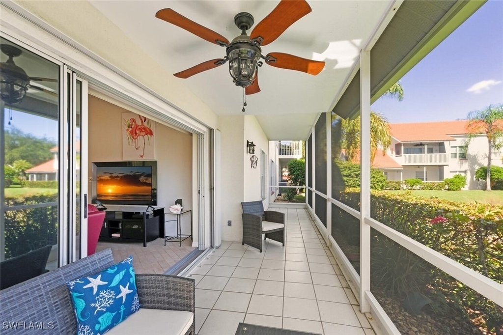 636 Windsor Square - Photo 18