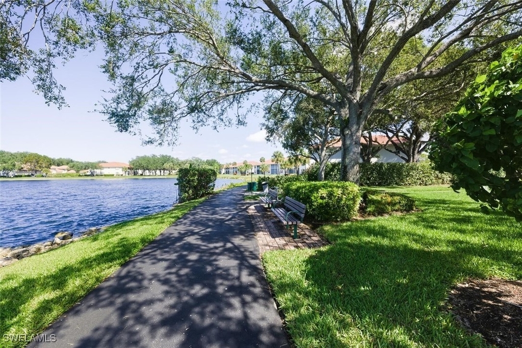 636 Windsor Square - Photo 30