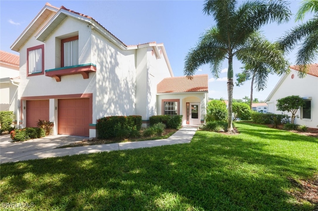 636 Windsor Square - Photo 1