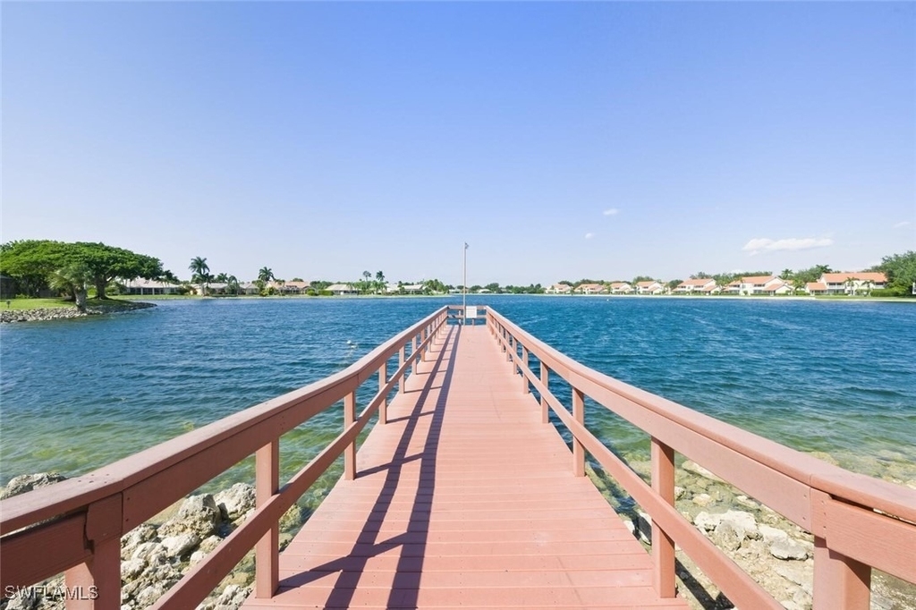 636 Windsor Square - Photo 24