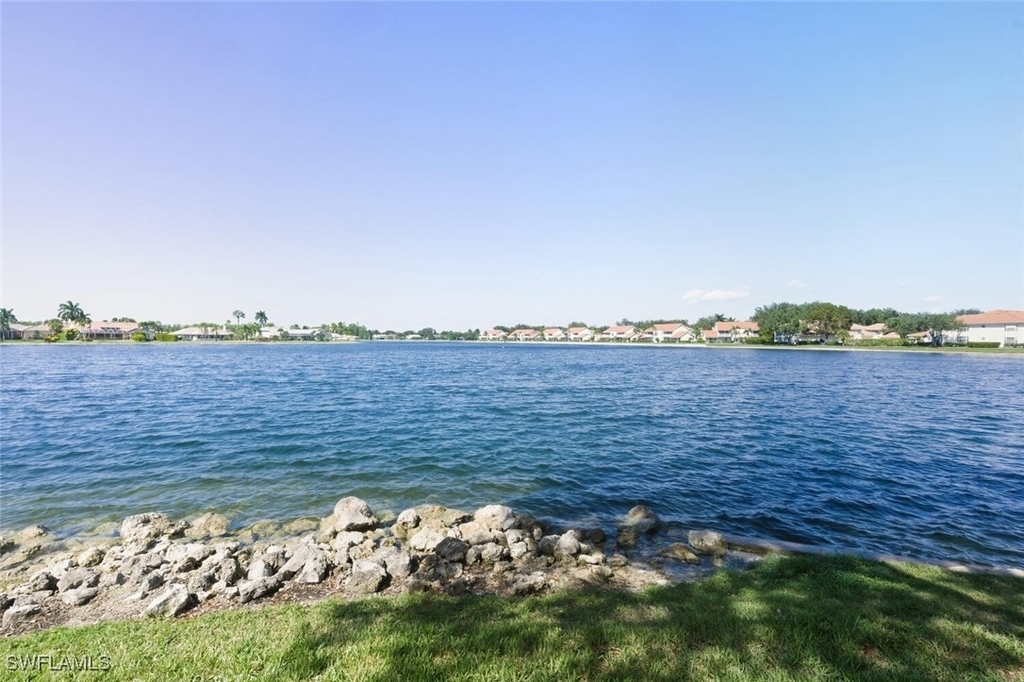 636 Windsor Square - Photo 31