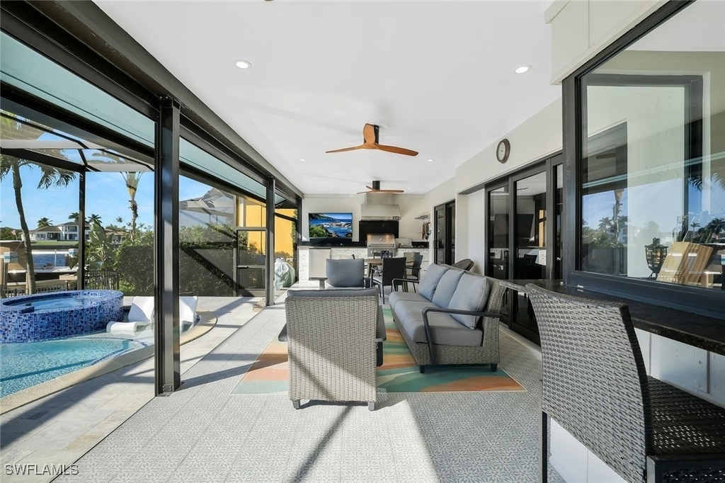 50 Copperfield Court - Photo 2