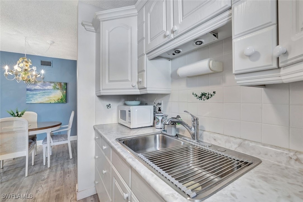 766 Central Avenue - Photo 5