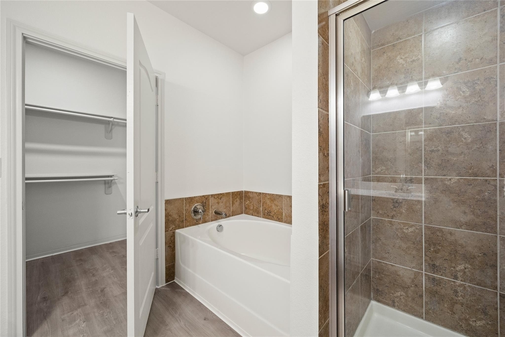 11925 Jones Road - Photo 13
