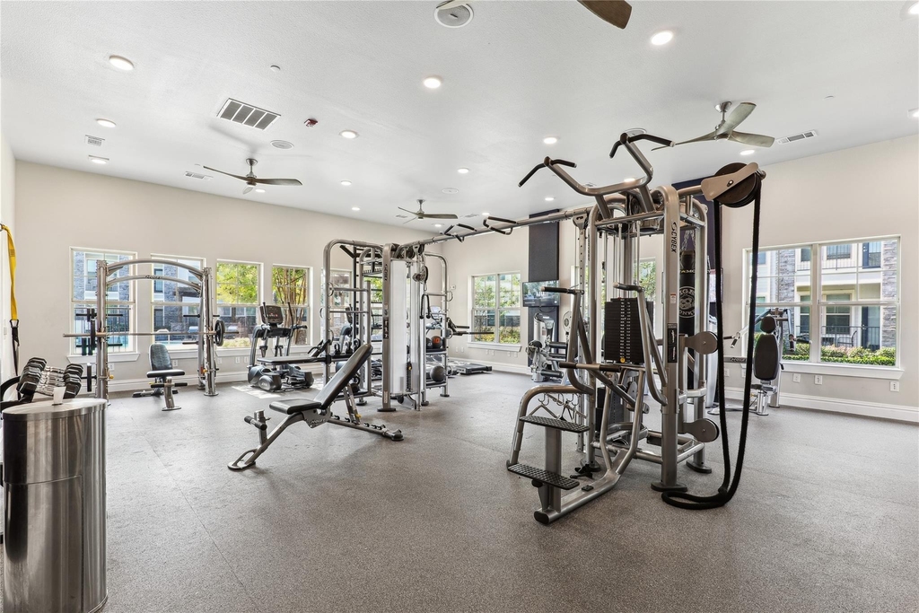 14100 Will Clayton Parkway - Photo 4