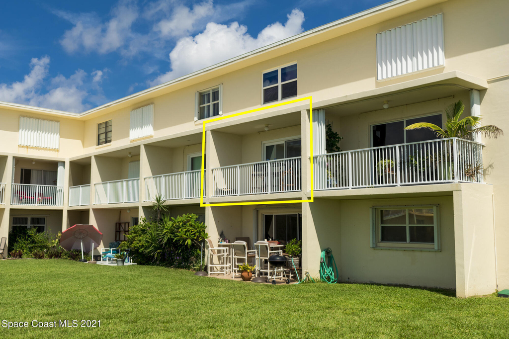171 N Atlantic Avenue - Photo 2