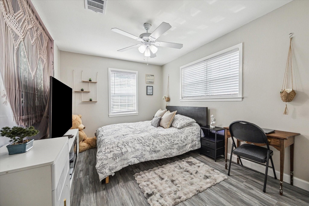 3808 Cochran Street - Photo 11