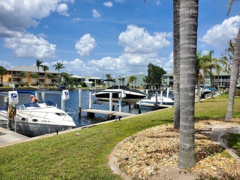 3233 Wood Thrush Drive - Photo 2