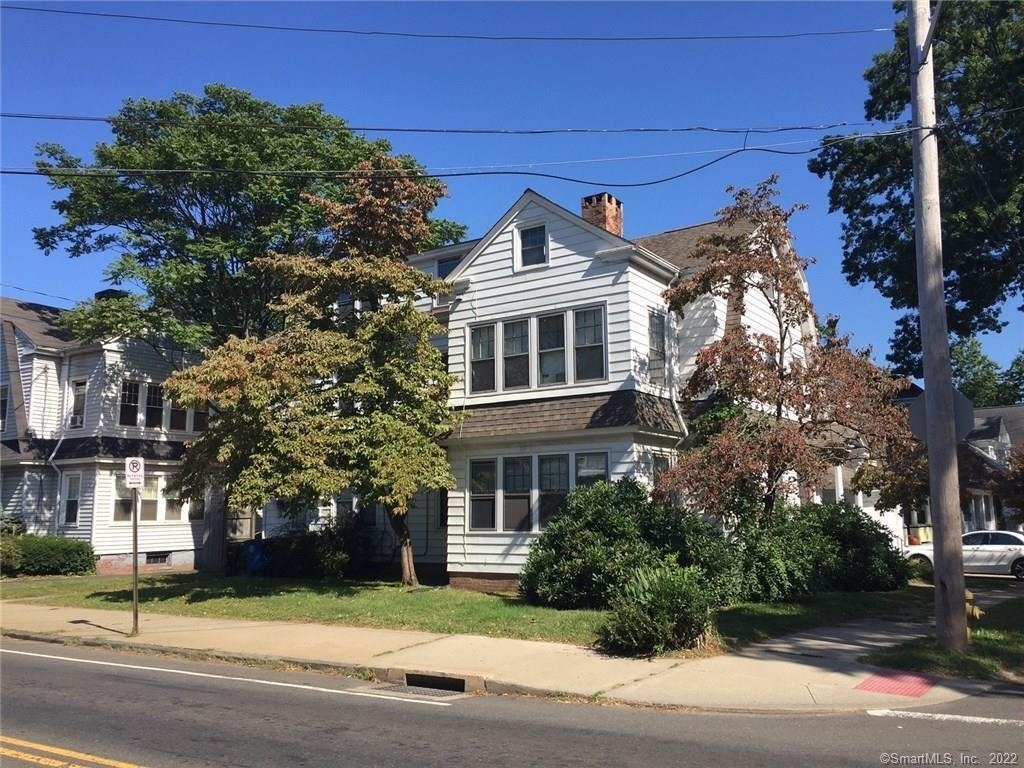 209 Willard Street - Photo 1
